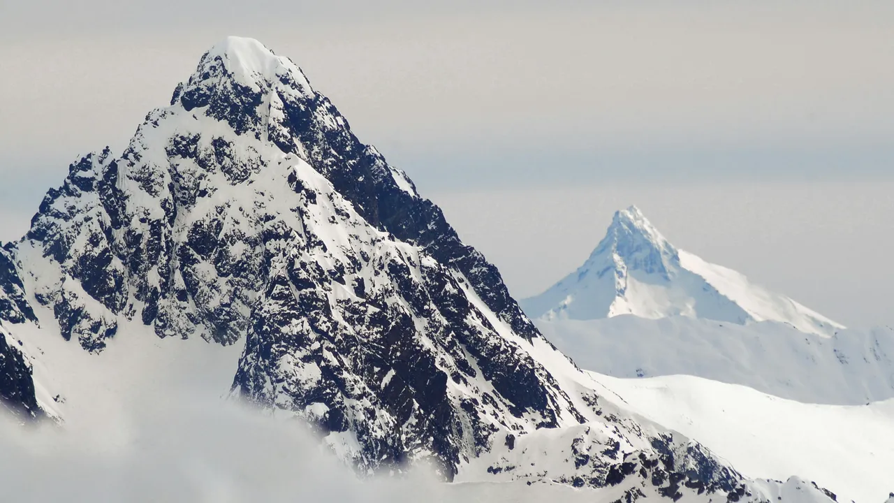 Avrupa'da kış turizmi bitiyor! Alpler’deki buzullar 8 yıl içinde yok olacak