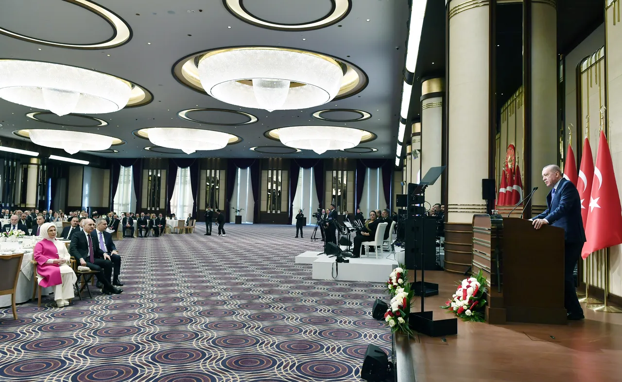 Cumhurbaşkanı Erdoğan'dan 'Karadeniz' mesajı! Rusya ve Ukrayna'yı uyardı