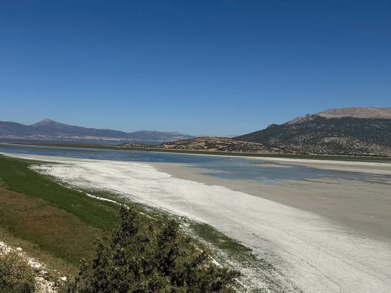 Eğirdir Gölü kuraklık alarmı veriyor