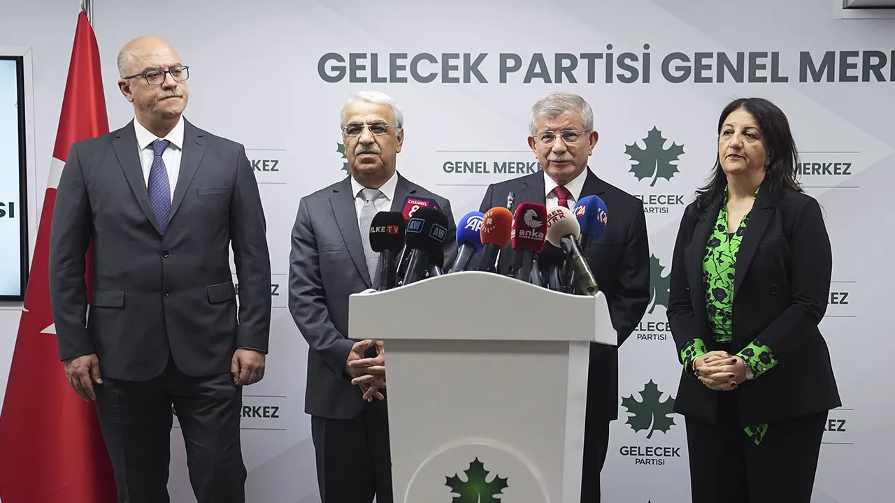 İmralı heyetinden Ahmet Davutoğlu'na ziyaret