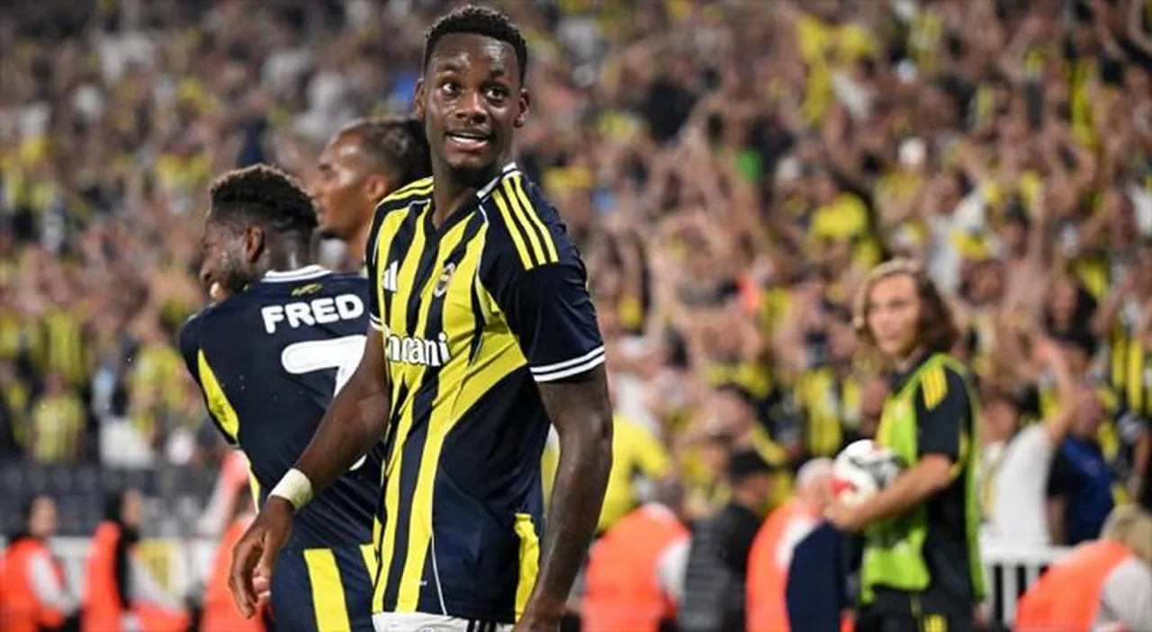 Jhon Duran sakatlandı mı, kaç maç yok, Beşiktaş maçında oynayacak mı? Konyaspor maçını ardından gözler Duranda!