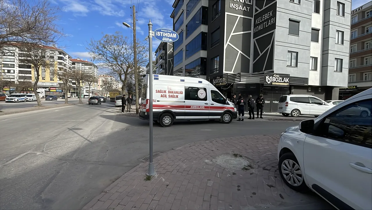 Kiracıyla dükkan sahibinin kavgasında kan döküldü