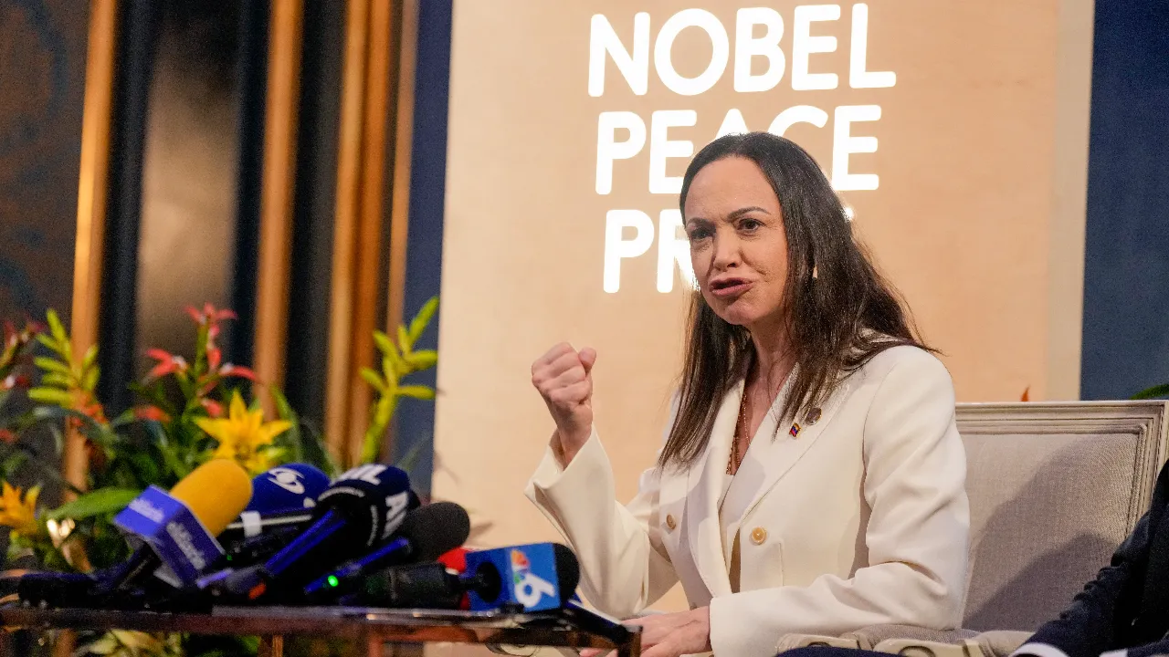 Nobel Barış Ödülü'nü kazanan Machado, Venezuela'dan kaçarken omurgasını kırdı