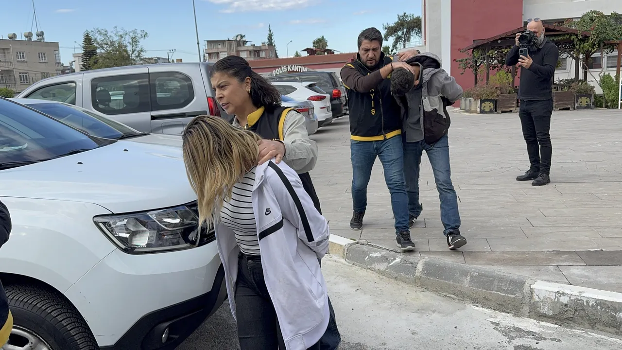 Sevgilisinin eski erkek arkadaşını öldürdü! Balkondan balkona atlarken yakalandı