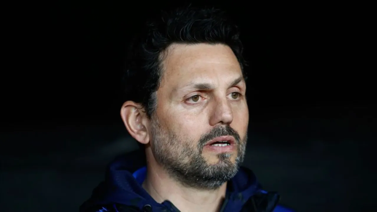 Antalyaspor'da flaş ayrılık! Erol Bulut kimdir, kaç yaşında, nereli?