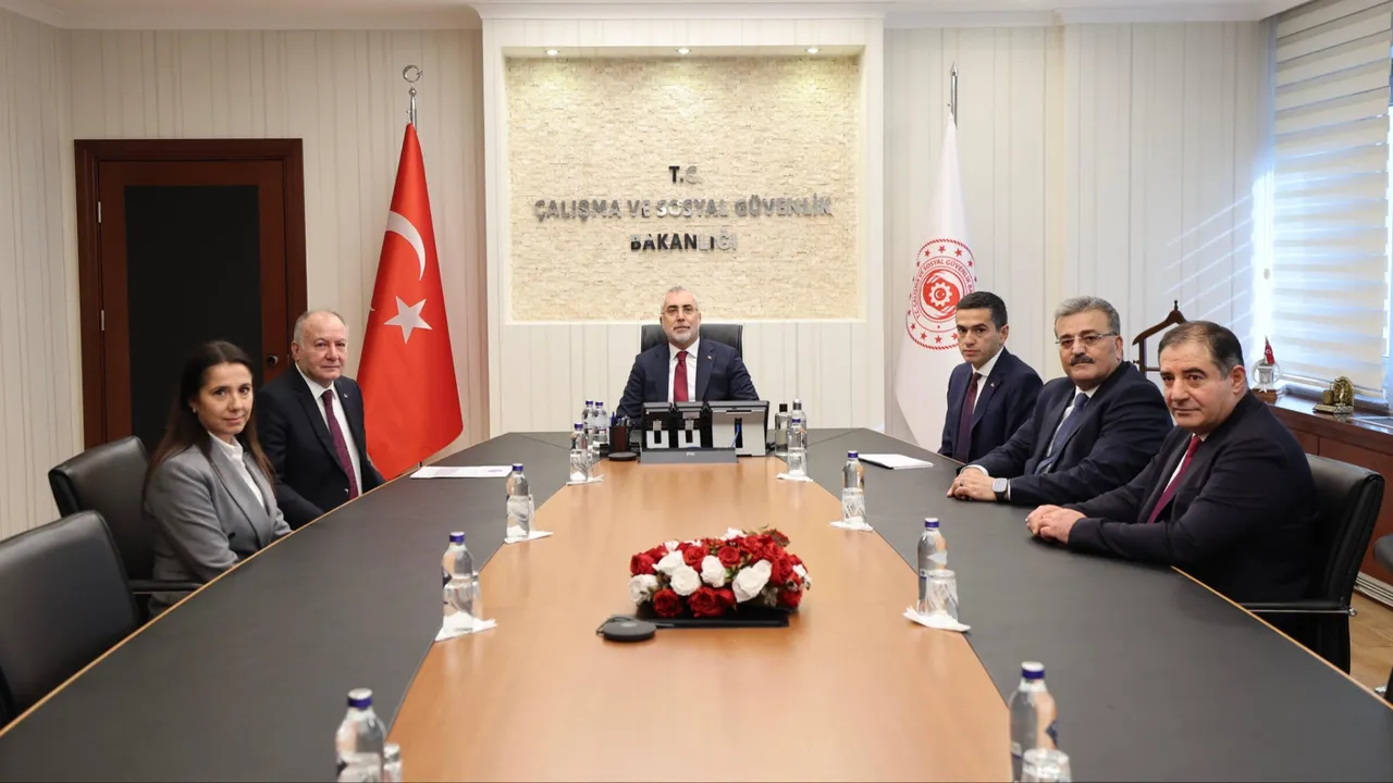 Asgari ücrette çarpıcı iddia: Cumhurbaşkanı Erdoğan bu rakama çıkaracak