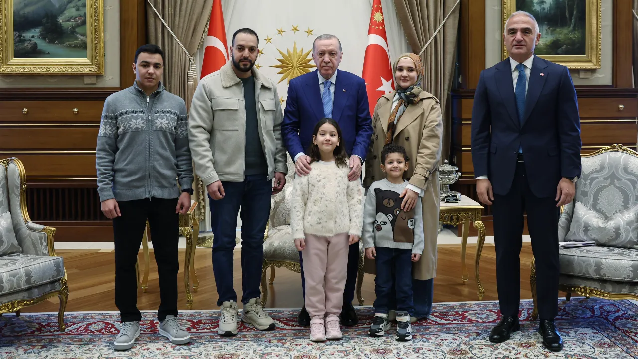 Cumhurbaşkanı Erdoğan, Filistinli Hind Rajab'ın ailesini misafir etti
