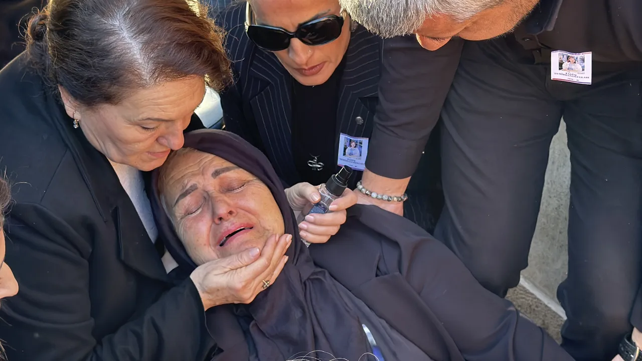 Eşini öldüren adama 'iyi hal' indirimi! Acılı anne baygınlık geçirdi