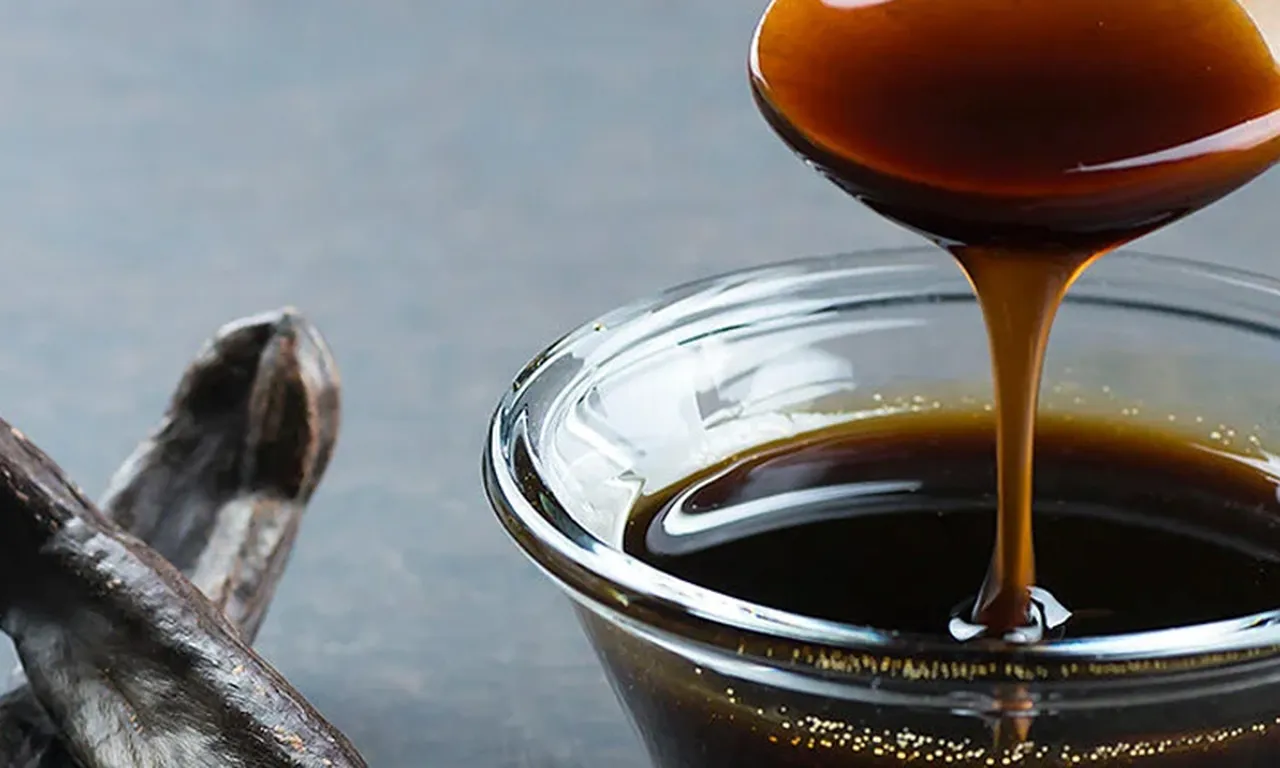 Gece öksürükle uyananlara doğal çözüm! Anında bıçak gibi kesiyor