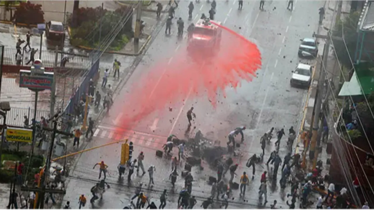 Honduras’ta darbe mi oluyor? Başbakan duyurdu