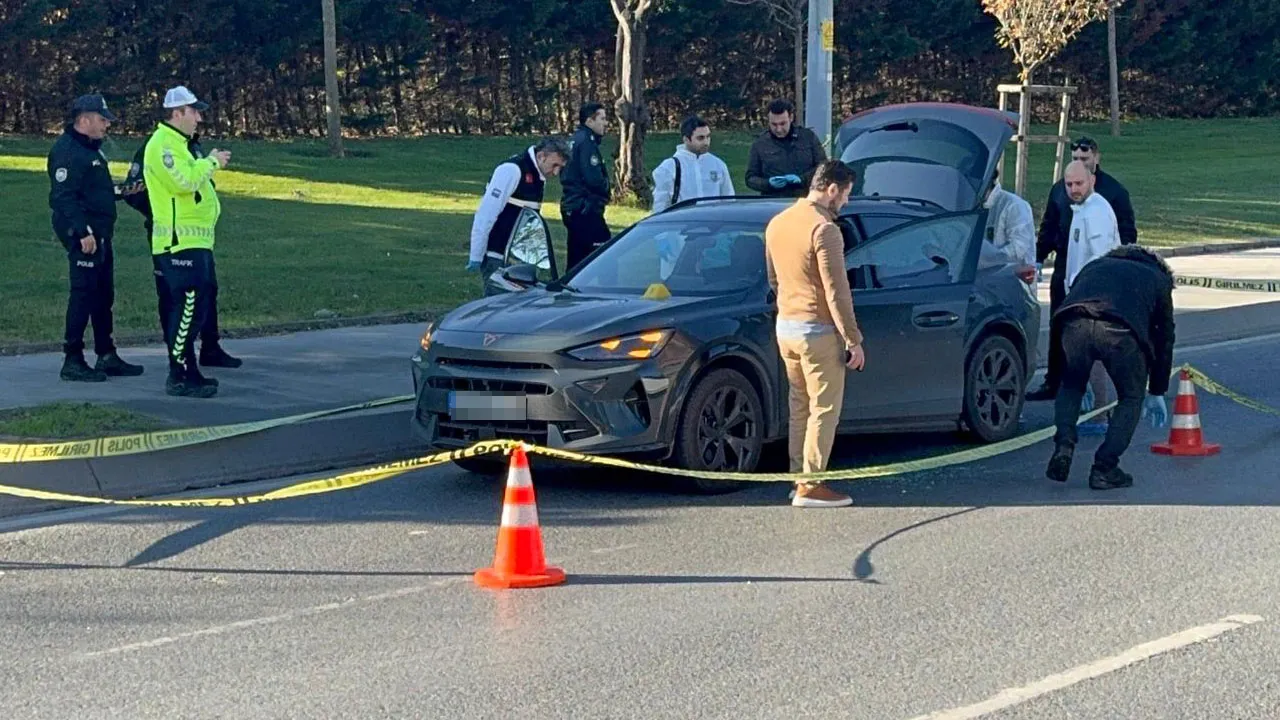 İstanbul Bakırköy'de kanlı infaz: Otomobile silahlı saldırı düzenlendi