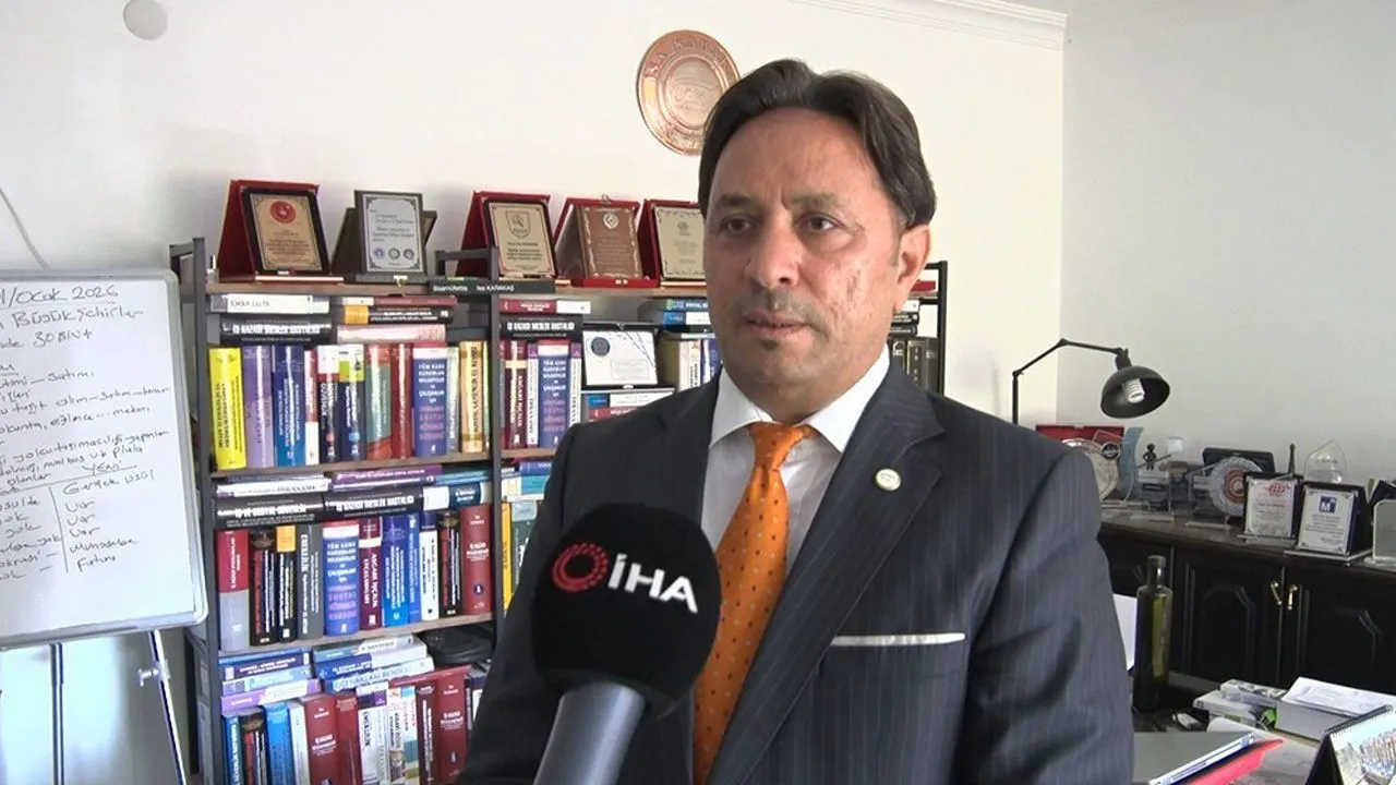 Sosyal Güvenlik Başuzmanı ve Türkiye Gazetesi yazarı İsa Karakaş