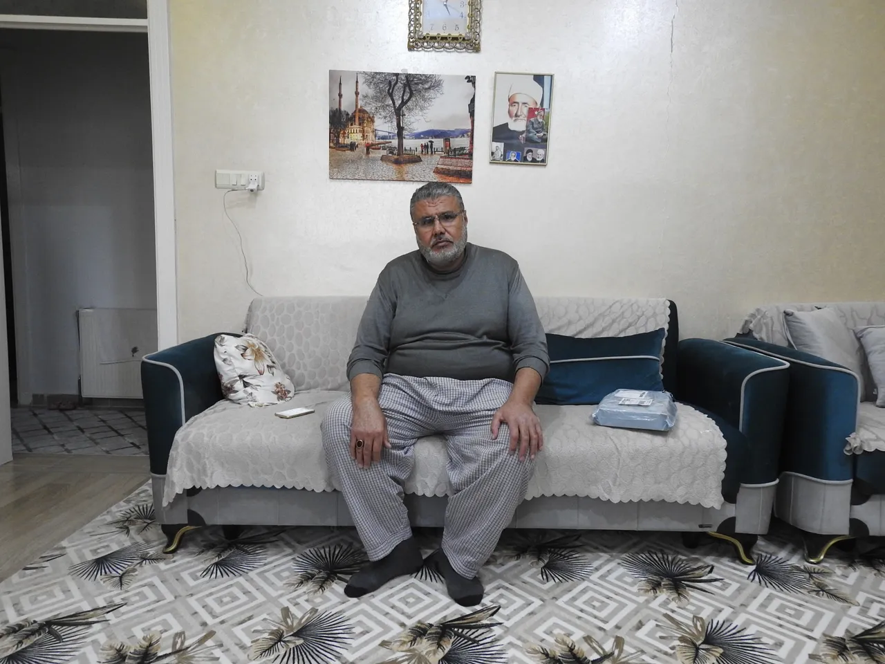 Modem göndereceğiz  deyip emekli vatandaşı dolandırdılar