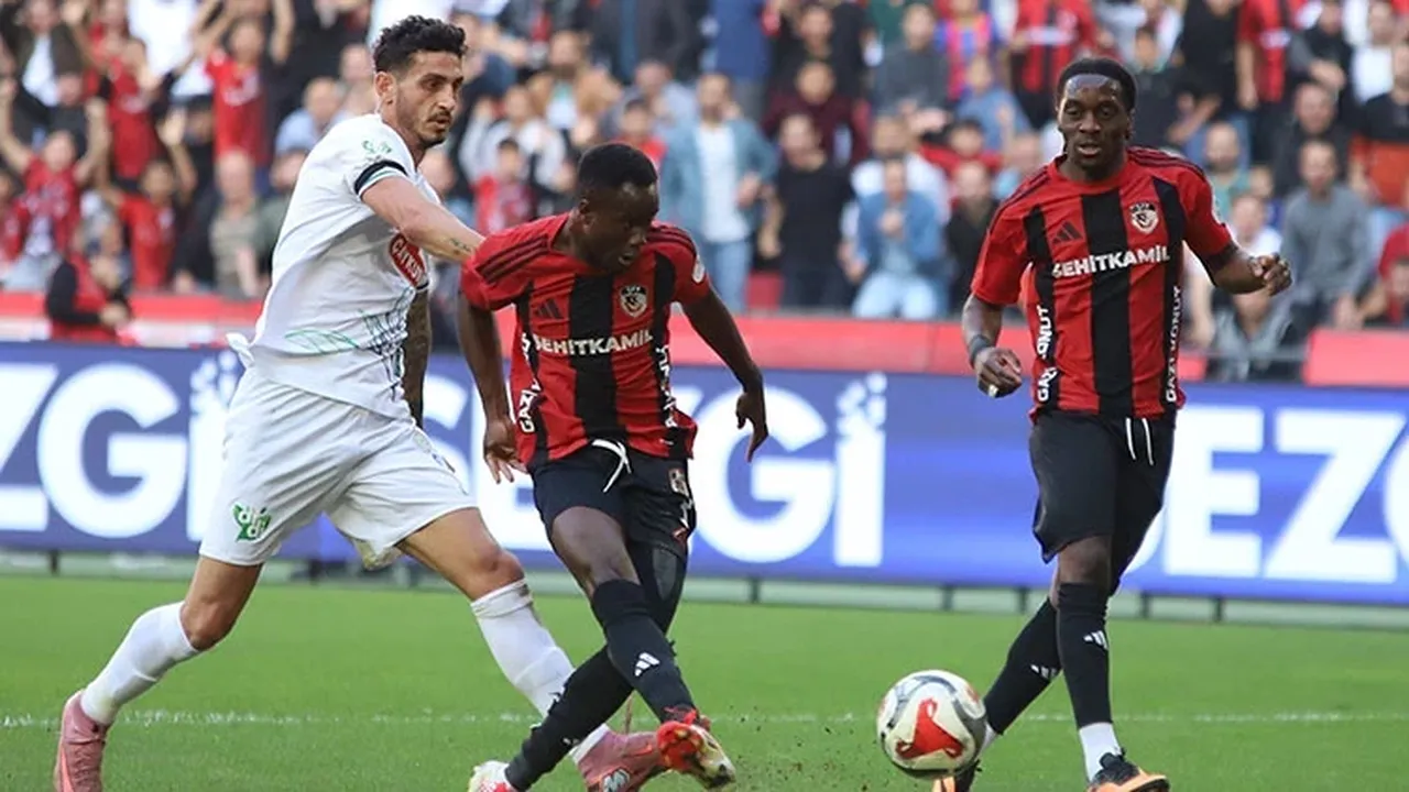 Rizespor-Gaziantep FK maçı hangi kanalda, şifresiz mi, ne zaman? Maçı Batuhan Kolak yönetecek!