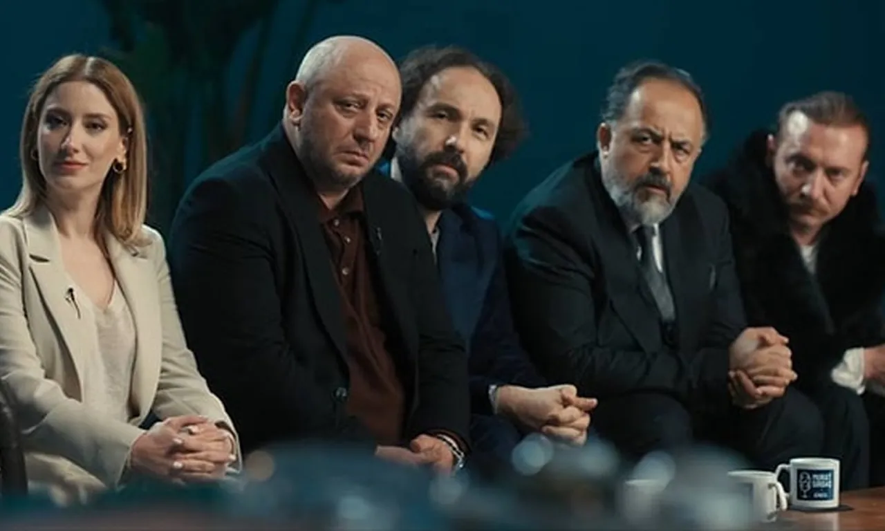 Sekizinci Aile’den yeni afiş! Ercan Kesal detayı heyecanlandırdı