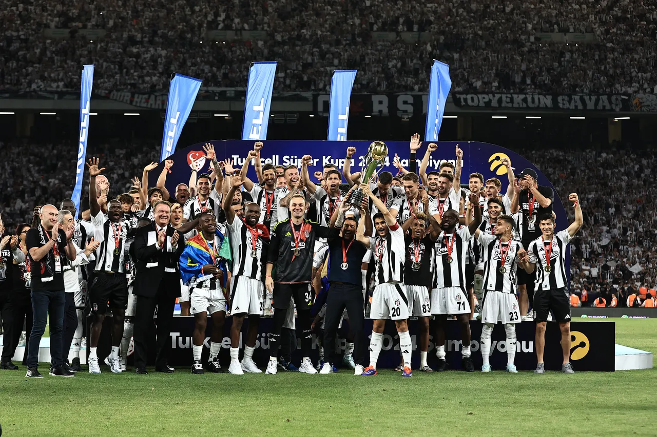 Süper Kupa maçları ne zaman, nerede oynanacak? Galatasaray-Trabzonspor ve Fenerbahçe-Samsunspor karşı karşıya!