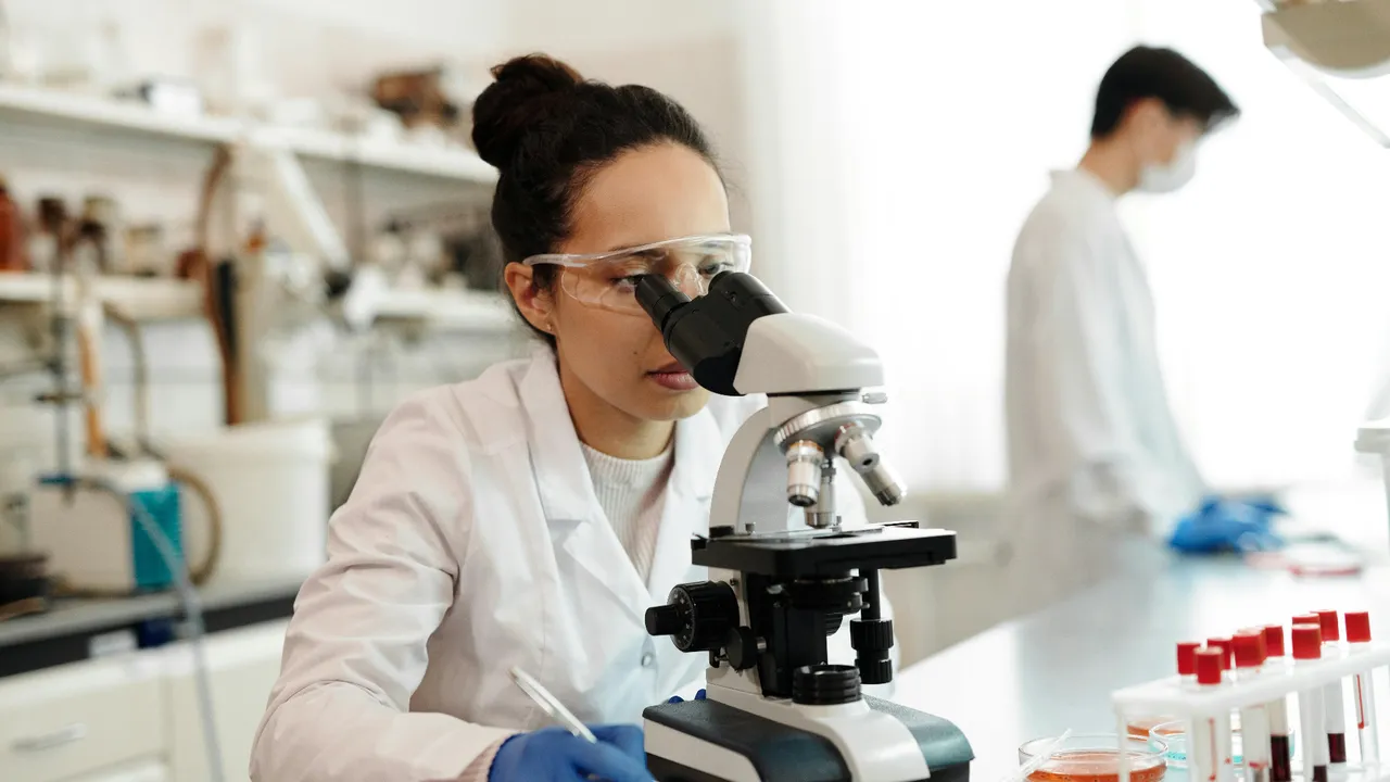 Uzun hayatın sırrı bu mu? 100 yaşını geçen kişilerin DNA’larında avcı-toplayıcı genler daha fazla