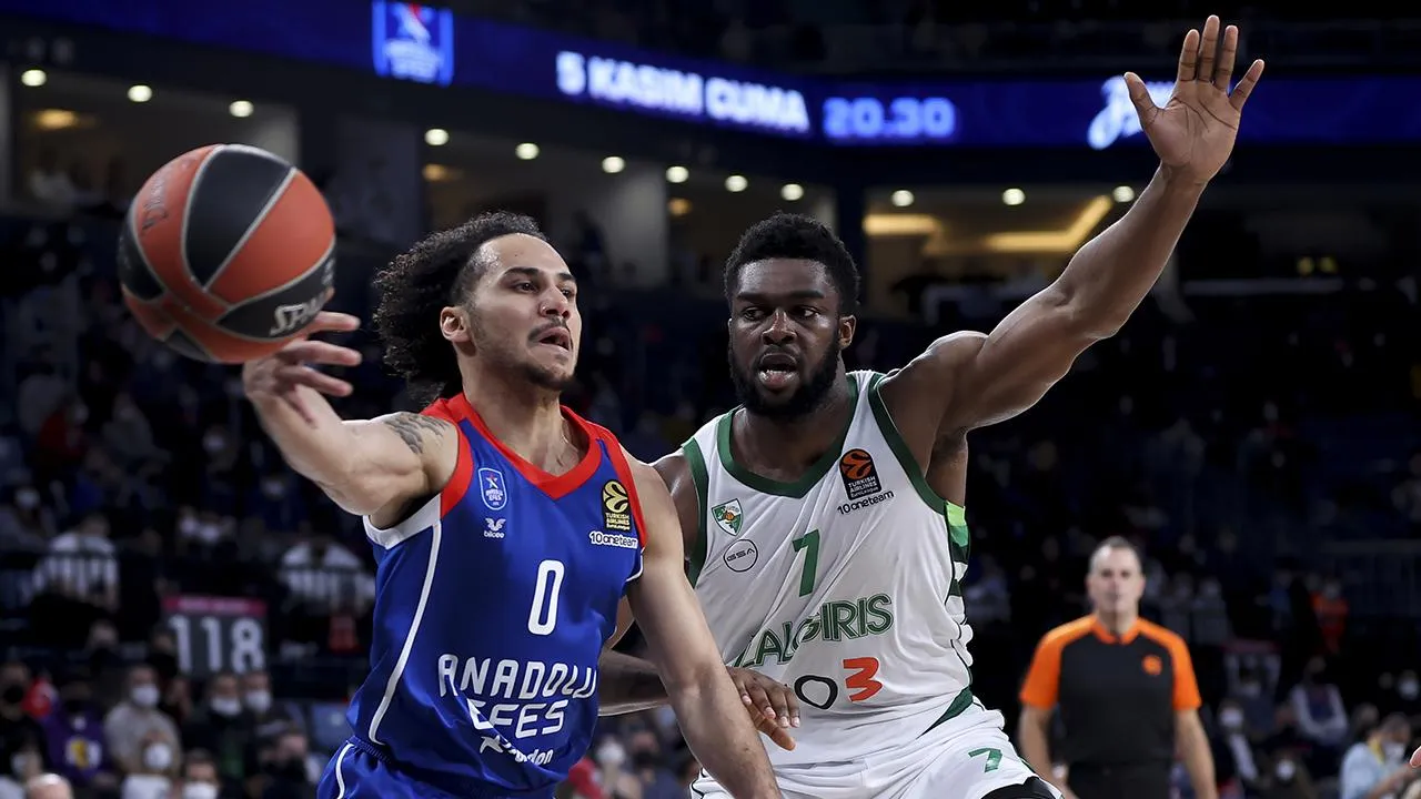 Zalgiris-Anadolu Efes basketbol maçı hangi kanalda, saat kaçta? THY EuroLeague'de heyecan dorukta!