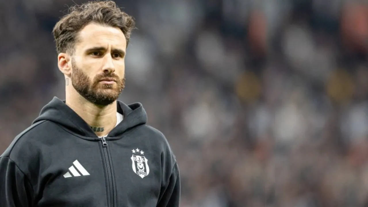 15’i veren Rafa'yı alır! Serdal Adalı, Portekizli yıldızın bonservisini açıkladı