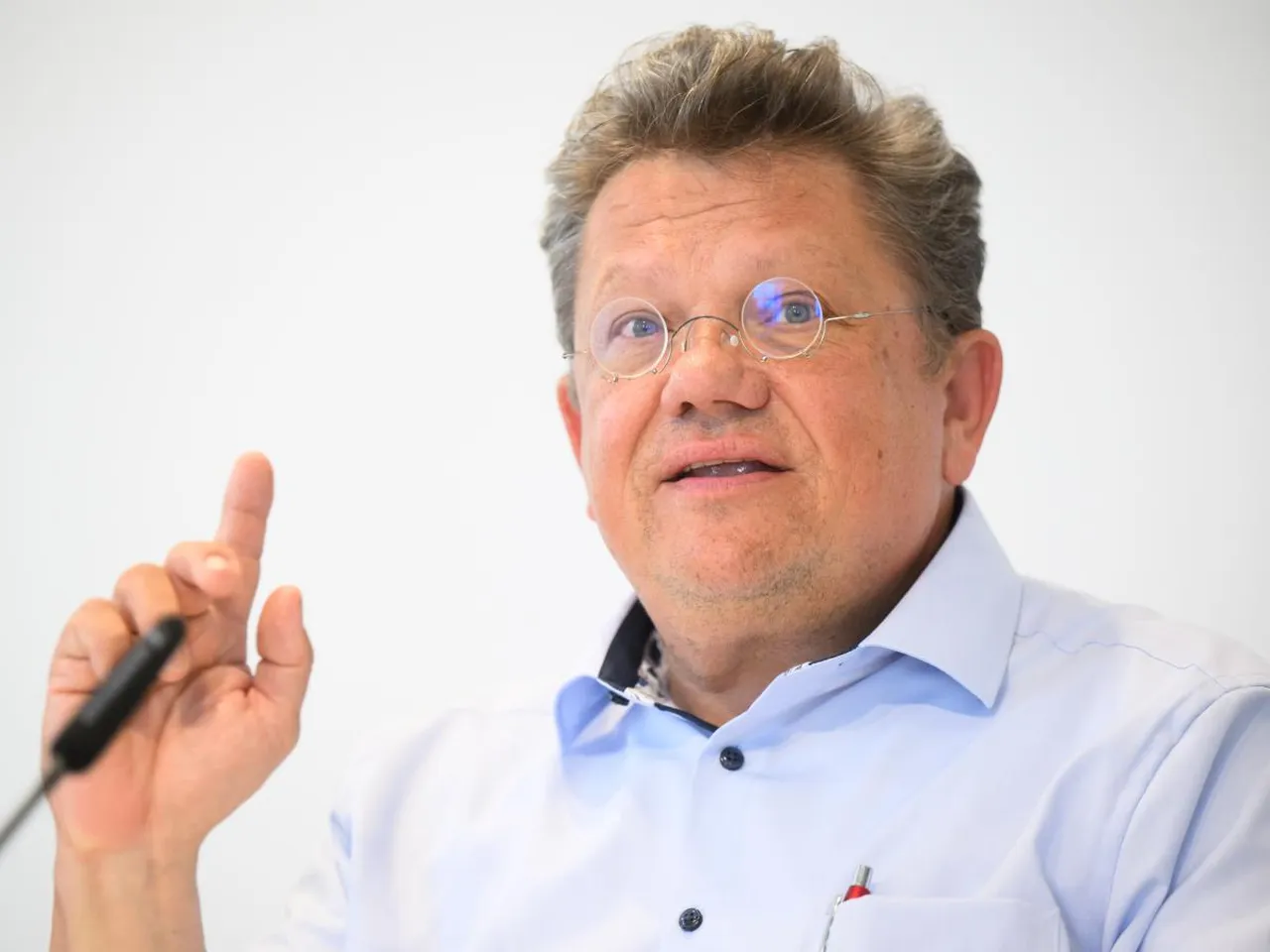 Almanyada savaş korkusu!  Hastanelerin altına sığınak yapalım