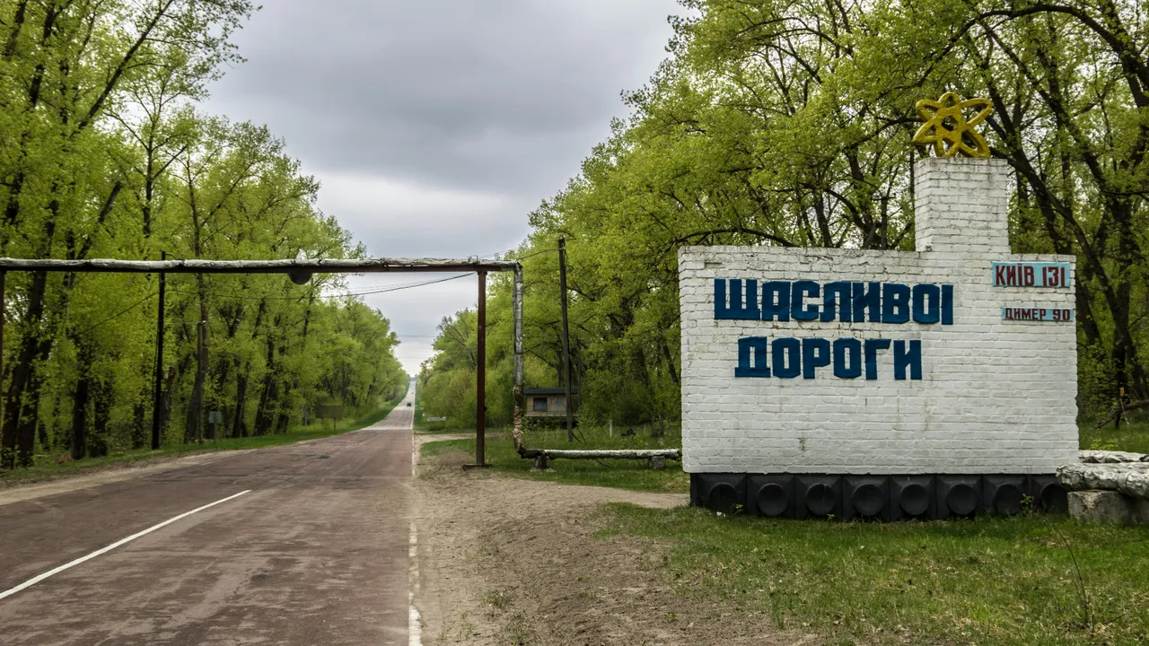 Çernobil yeniden saatli bomba! 2 milyar dolarlık radyasyon kalkanı çatladı!