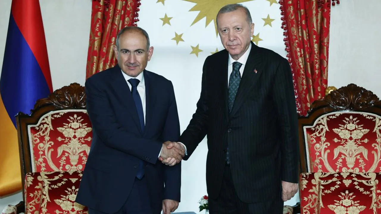 Ermenistan Başbakanı Paşinyan'dan sürpriz talep: Türkiye'ye uzanan demir yolu yeniden inşa edilsin
