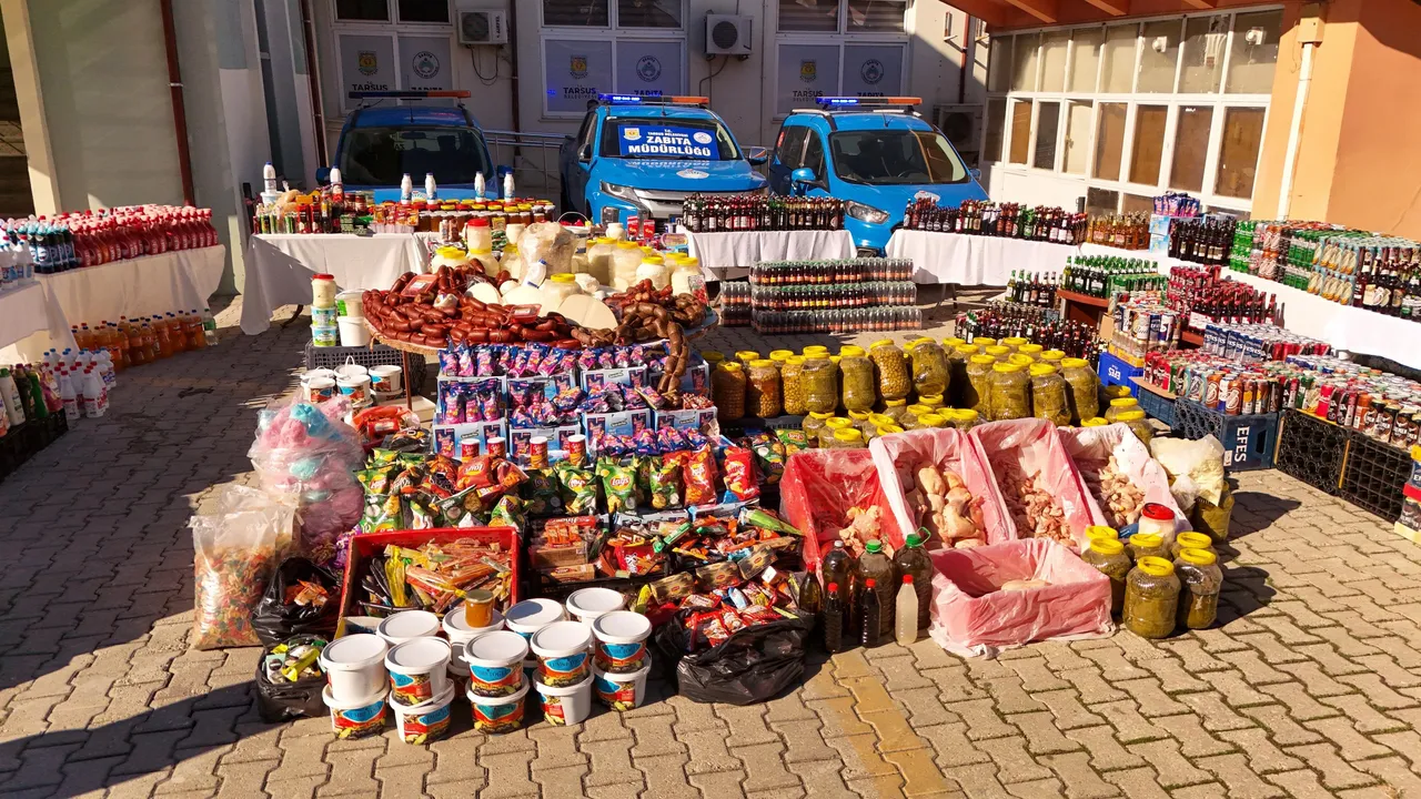 Mersin’de bozuk gıda alarmı! Piyasa değeri 31 milyondan fazla yüz binlerce ürün toplatıldı