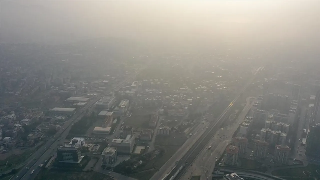 Meteoroloji uyardı! Sağanak gitti yerine sis geldi…İşte 18 Aralık Perşembe günü il il hava sıcaklıkları