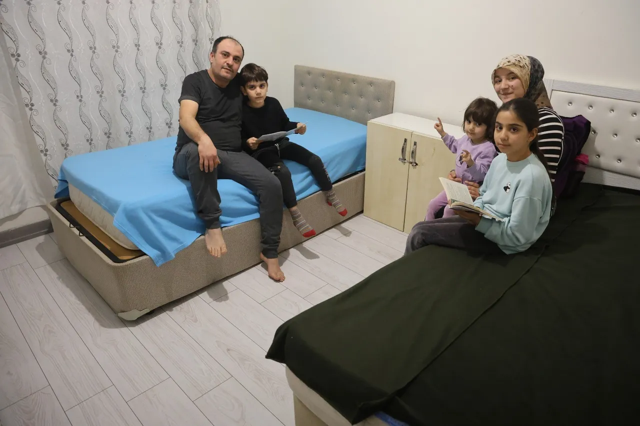 Murat Kurum'a 'şantiye şefi' demişti! DEM Partili isme depremzedelerden tokat gibi cevap