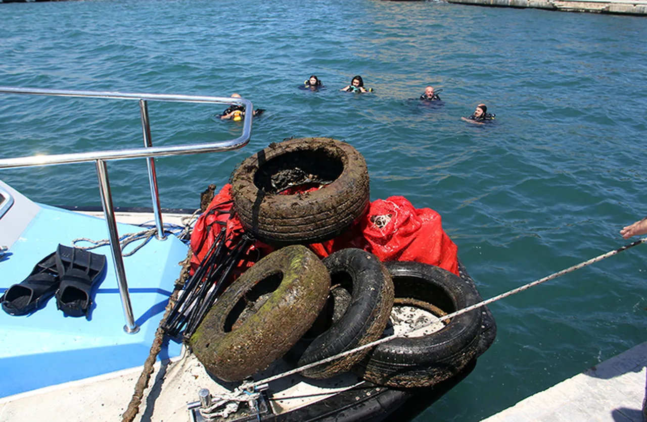 Sinop’ta korkutan kirlilik! Numune alındı, inceleme başlatıldı