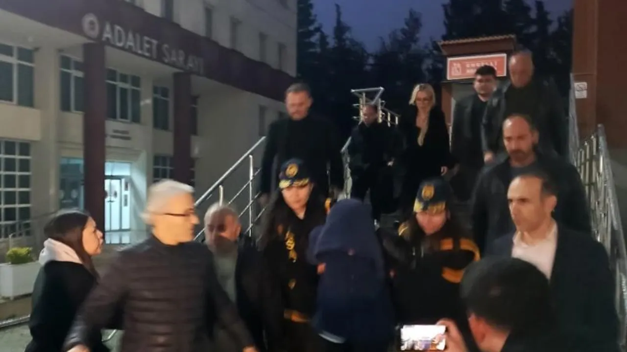 Tuğyan’ın cezaevi günleri zor geçiyor… Yan koğuşta son ses 'Güllü' çalıyor