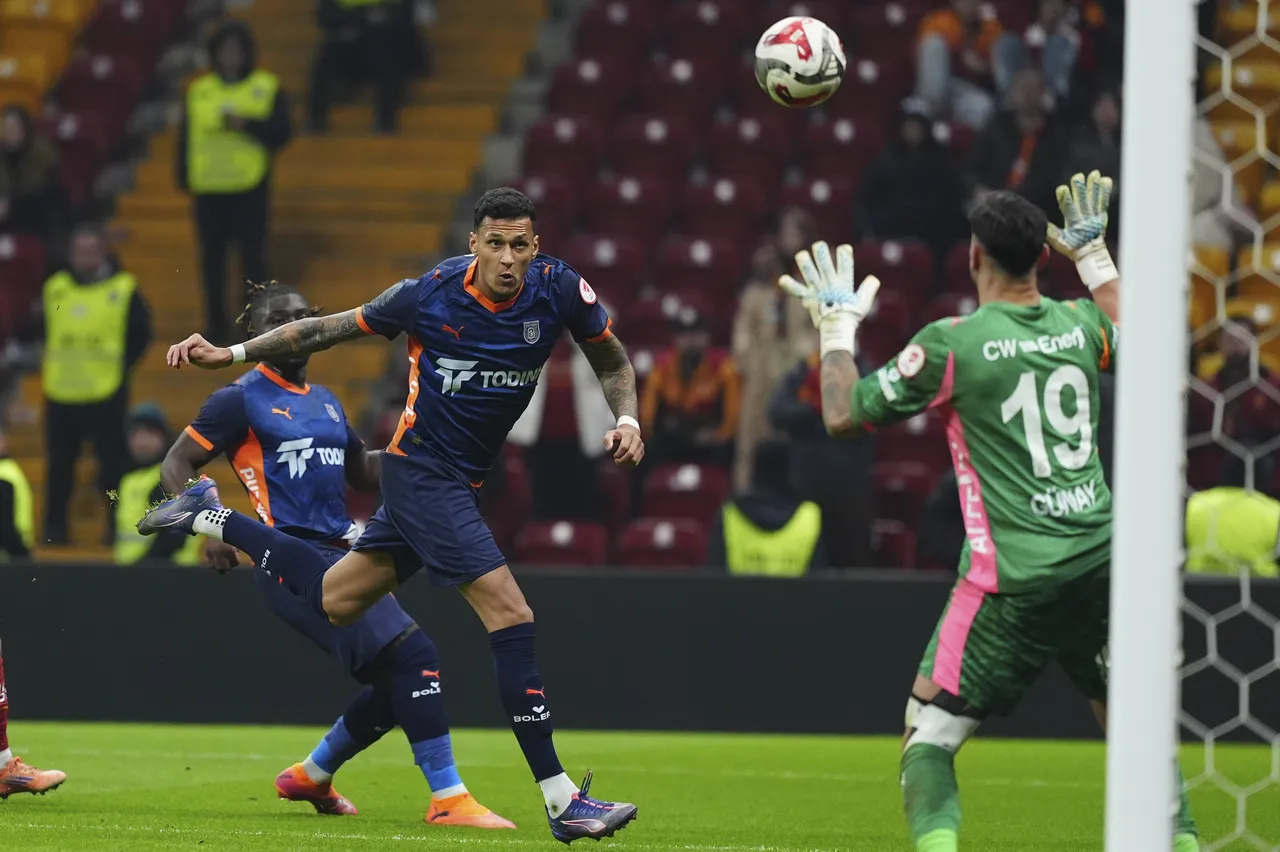 Günay Güvenç başarılı bir performans sergiledi