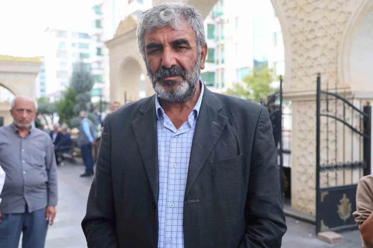 Rojin Kabaiş'in babası Nizamettin Kabaiş