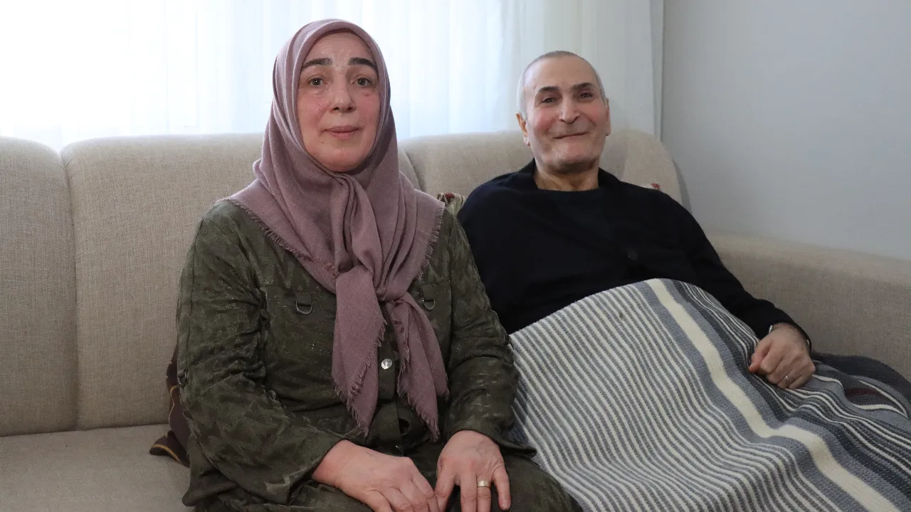 Felç kalan kocasına 41 yıldır bakıyor: Erzincan’da örnek vefa hikayesi