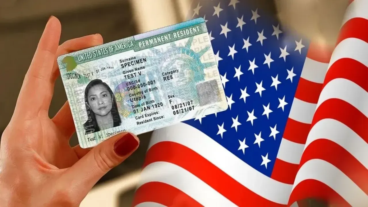 Green Card iptal mi edildi, kaldırıldı mı, neden? ABD İç Güvenlik Bakanı Noem açıkladı!