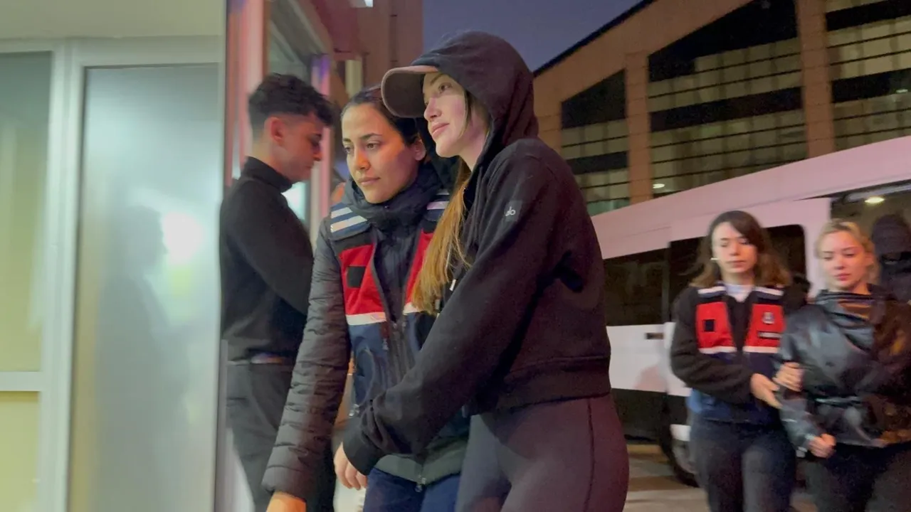 Hakkında yakalama kararı çıkarılan Şevval Şahin’den açıklama: ‘Yeni görüyorum’