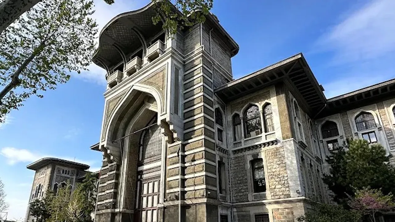 ‘İstanbul Erkek Lisesi’ mahkemelik oldu! Dövülen öğrenciler şikayetçi