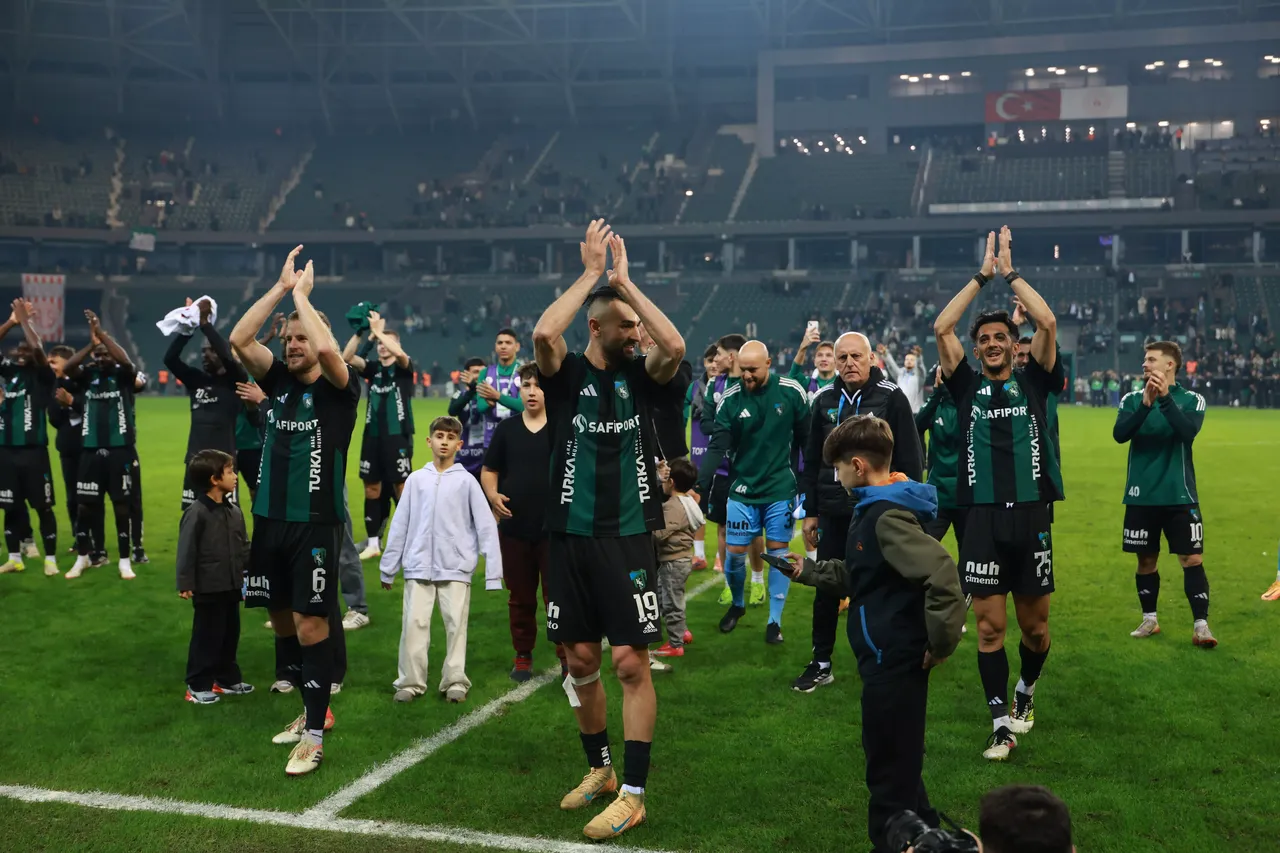 Kocaelispor-Antalyaspor maçı hangi kanalda, saat kaçta? Muhtemel ilk 11 açıklandı!