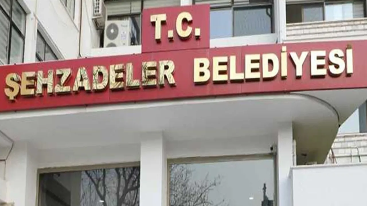 Şehzadeler yeni belediye başkanı Hakan Şimşek kimdir?