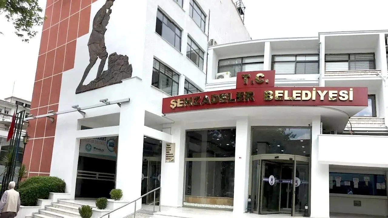 Şehzadeler'in yeni belediye başkanı belli oldu
