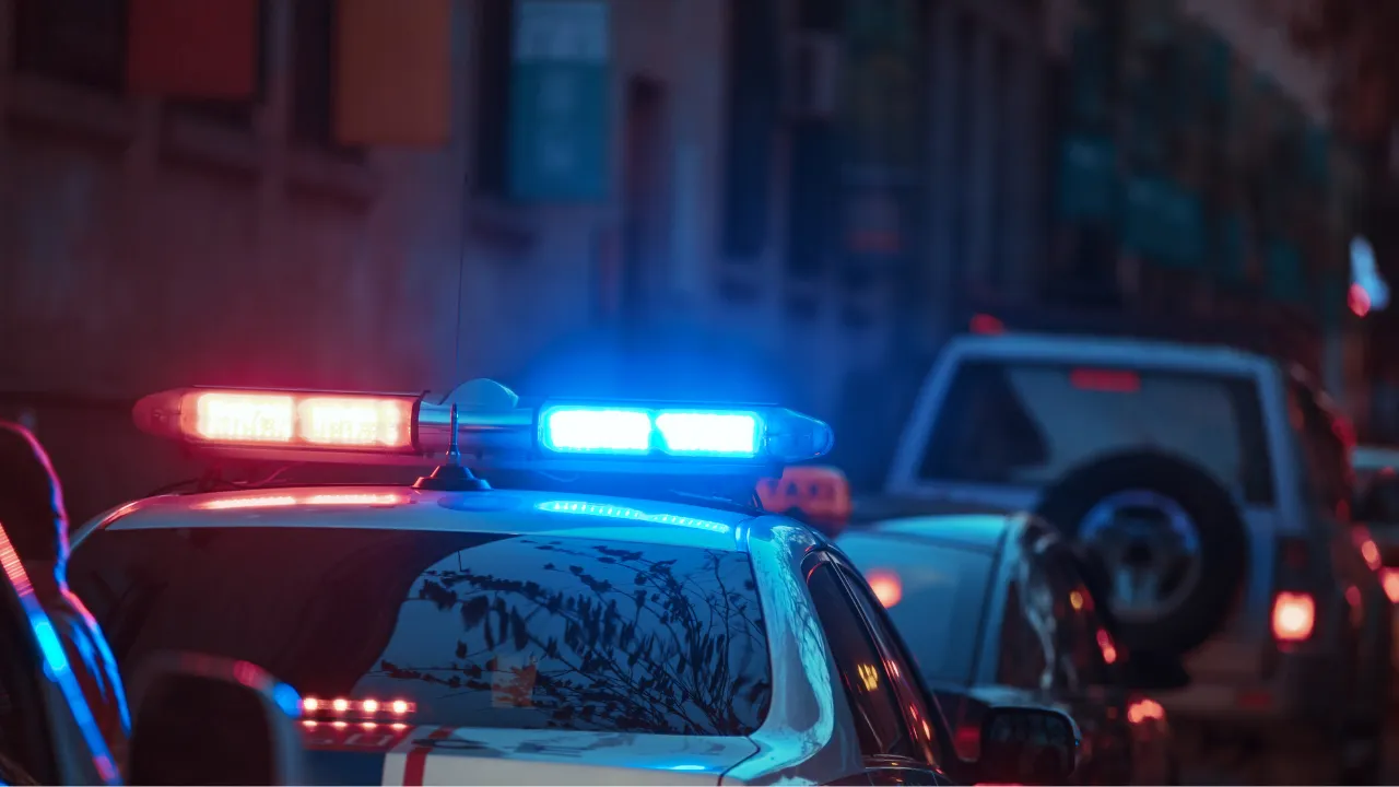 Tayvan metrosunda korku dolu anlar! Önce sis bombası attı, sonra bıçakla saldırdı: Çok sayıda yaralı var