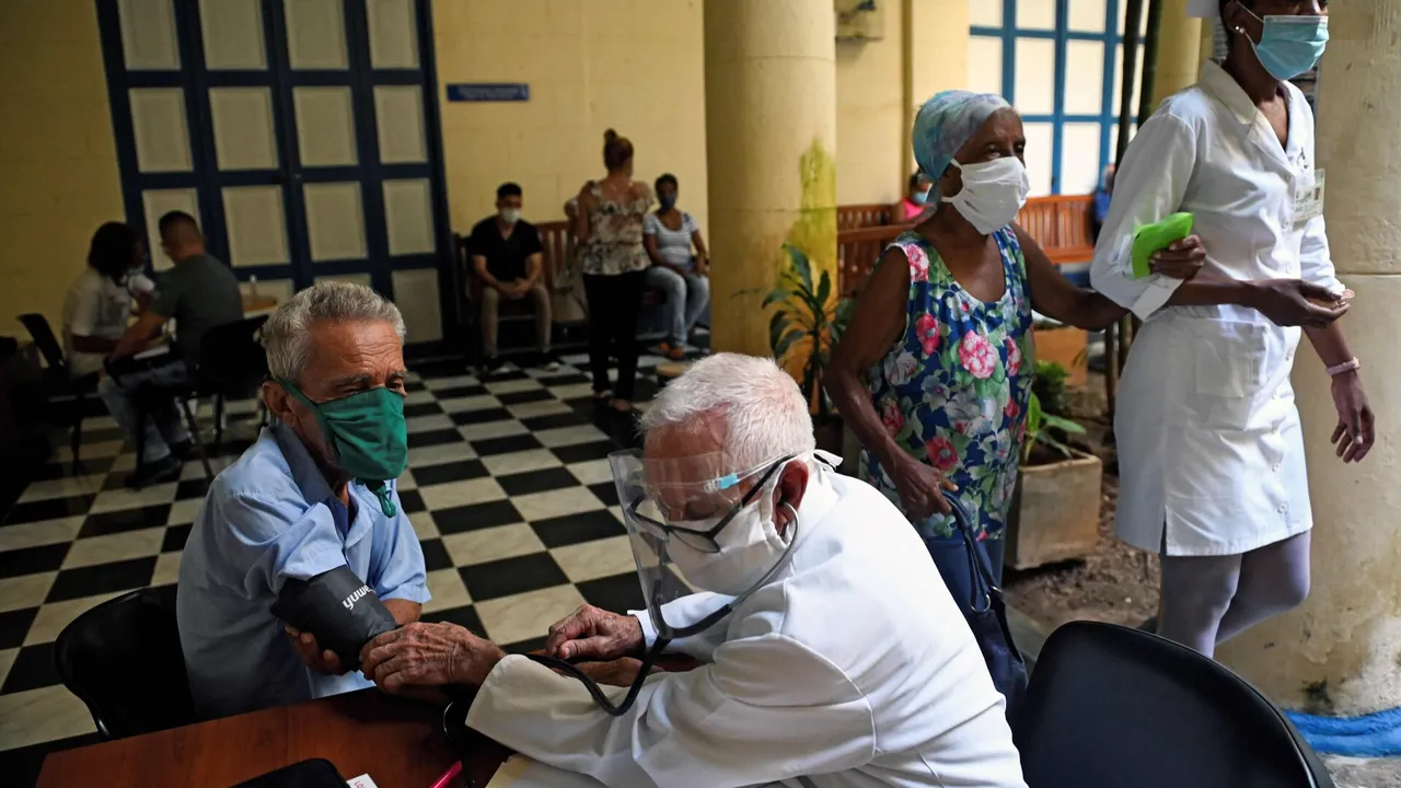 Küba’da korkutan salgın! Binlerce kişi yürüyemez hale geldi