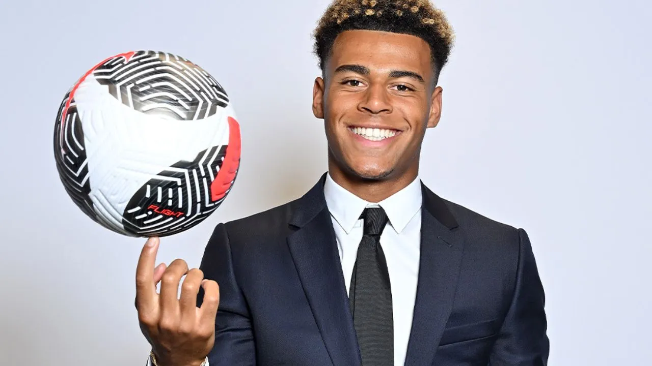 Desire Doue, Golden Boy 2025 ödülünün sahibi oldu