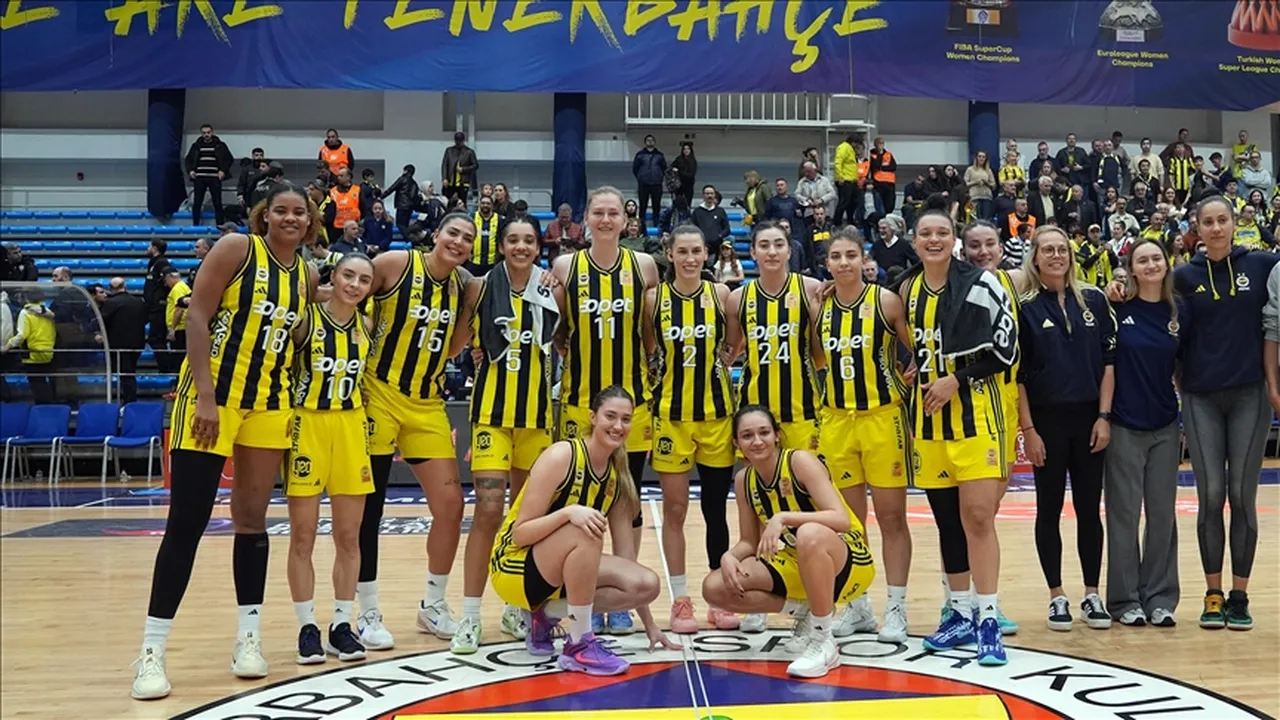 Fenerbahçe Opet'in Arka arkaya 19'uncu, toplamda 24'üncü kez Kadınlar Cumhurbaşkanlığı Kupası maçı