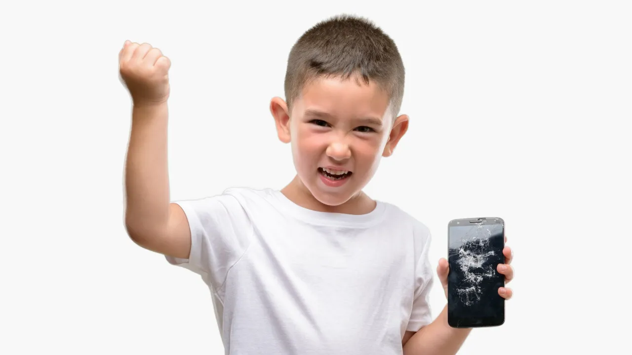 Dijitale maruz kalan alarm veriyor! Çocuklar ekran kuşatması altında