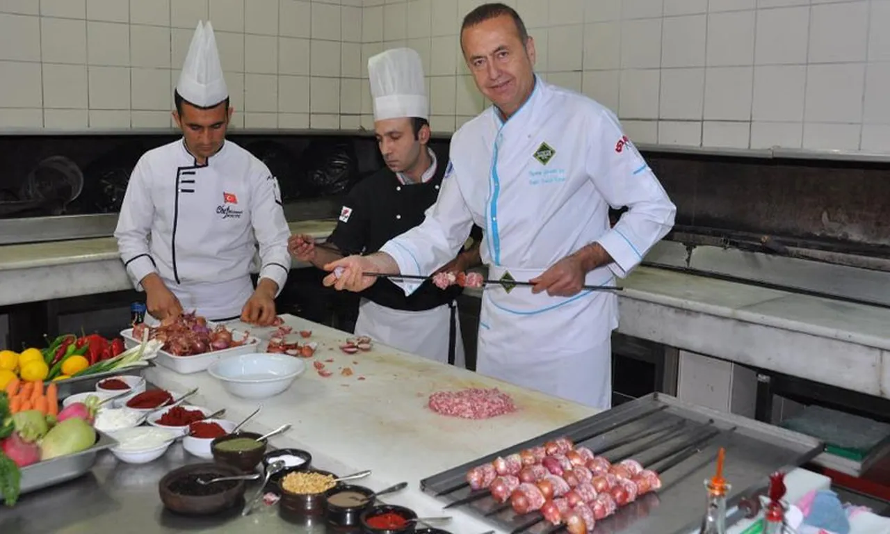 Doğal antibiyotik olarak anılıyor, kışın yiyen grip nedir bilmiyor! Ustası tarifini verdi