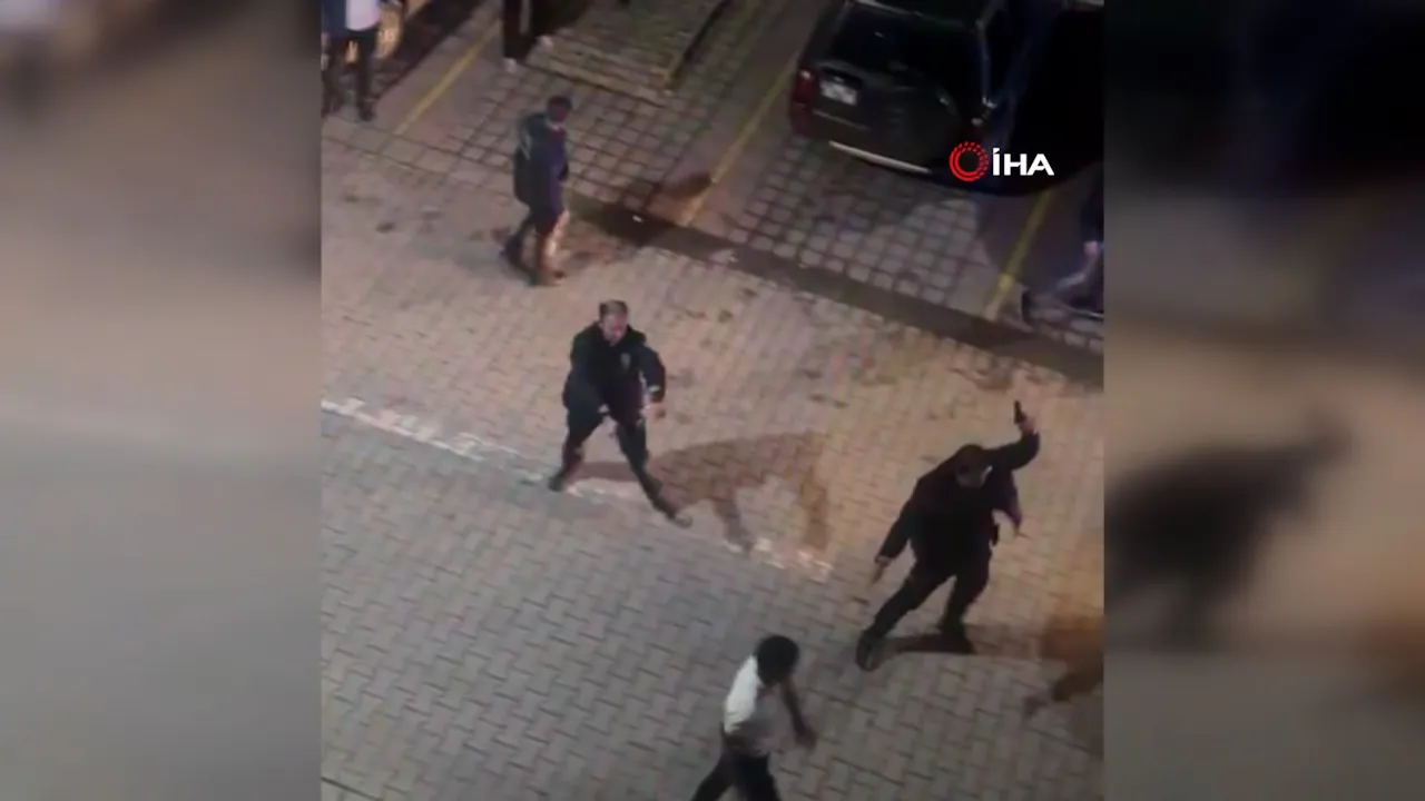 Kavga kontrolden çıktı polis havaya ateş açarak ayırdı!