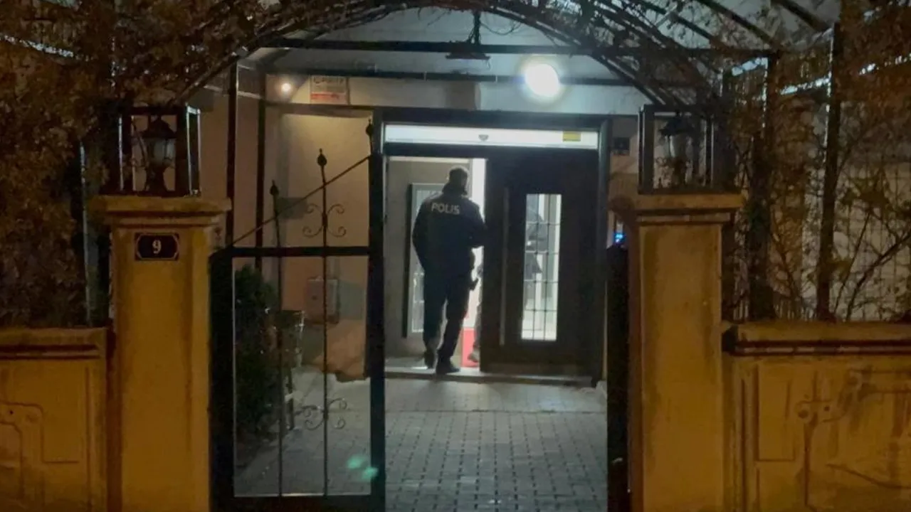 Kayseri'de dehşet evi! Baba - oğul bıçaklandı 