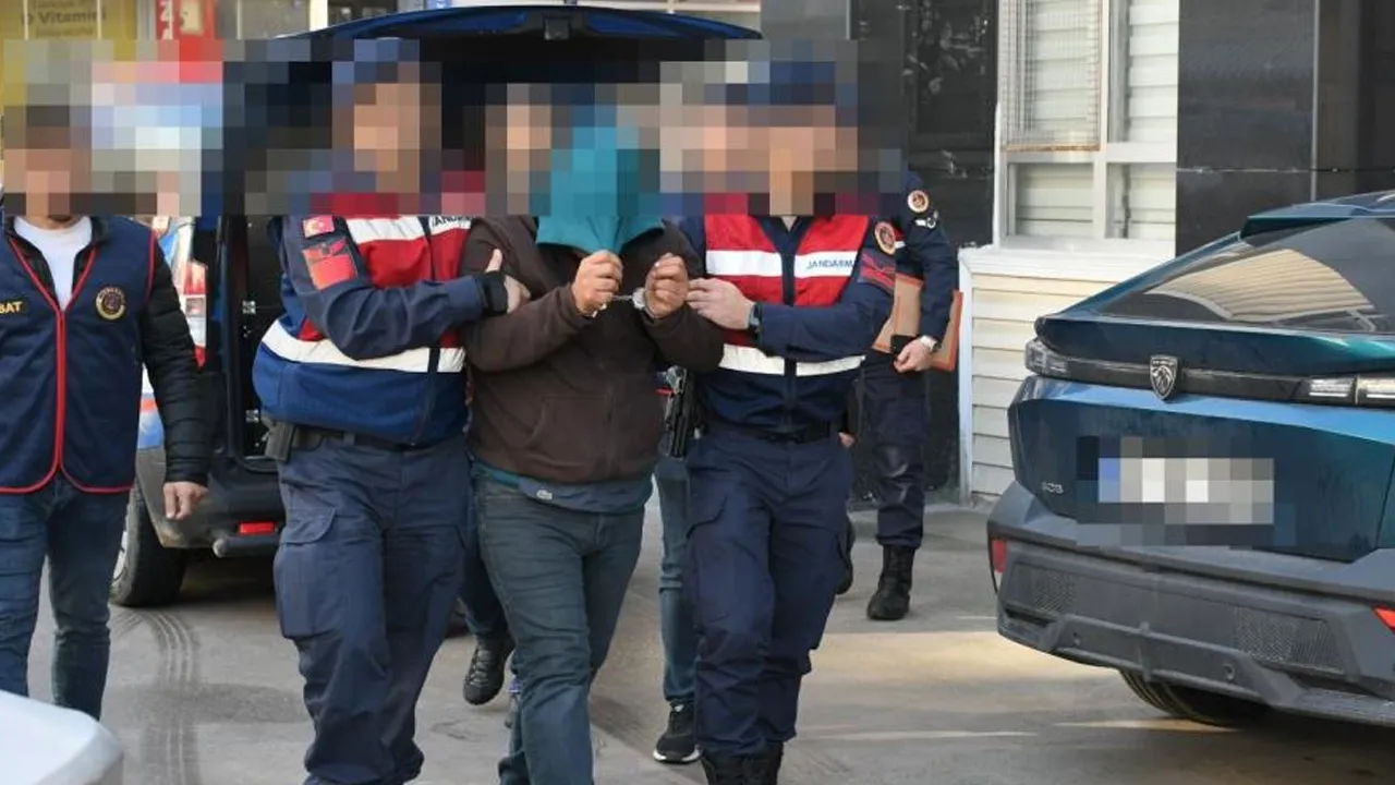 Müebbetle aranıyordu! 'Mobilyacı Mehmet' yakayı ele verdi