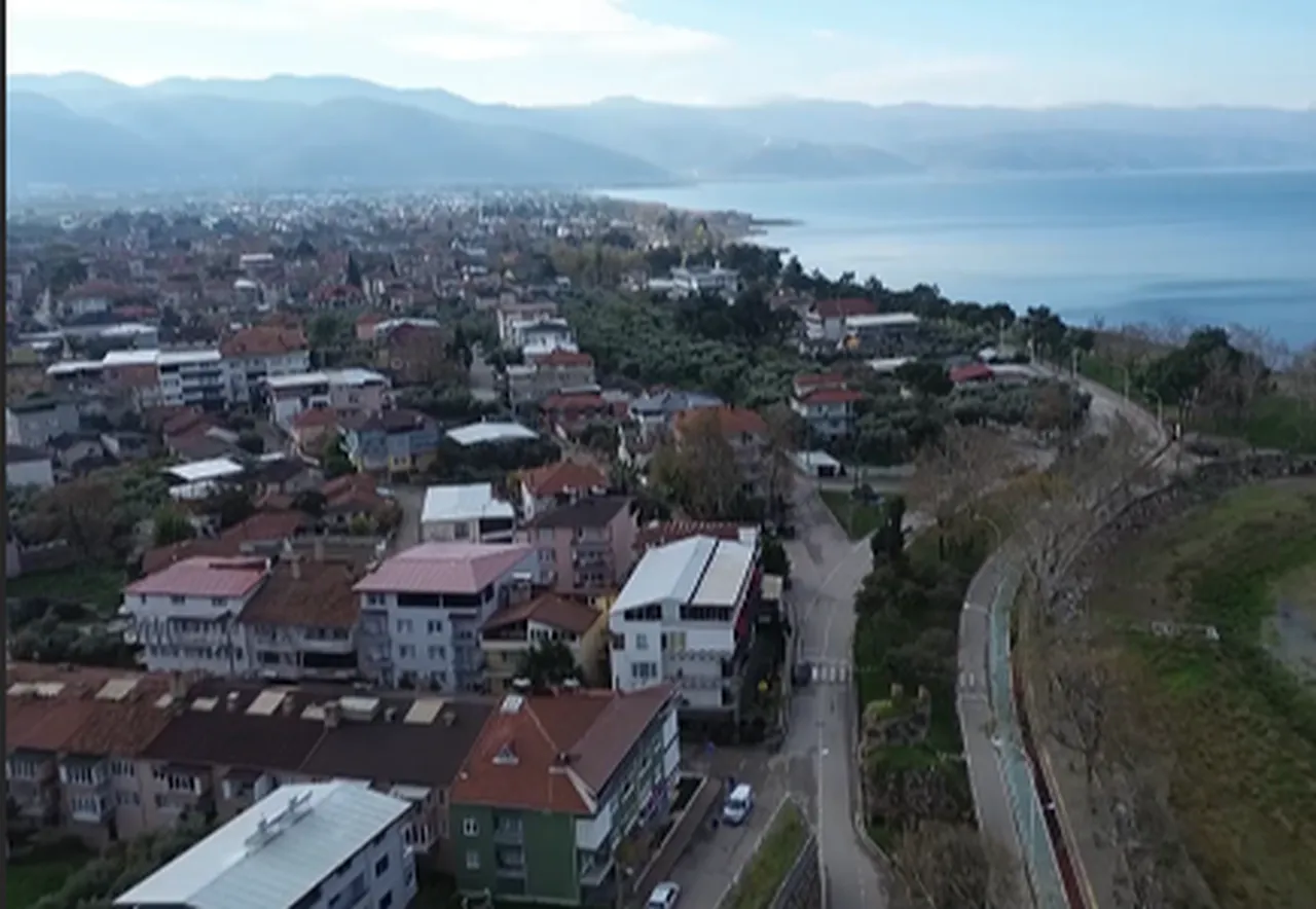 Papa ziyaret etti, 5,5 milyon TLye satışa kondu! İznikteki arsalar değerlendi